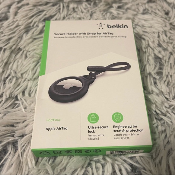 Apple AirTag Secure Holder with strap - Picture 2 of 5